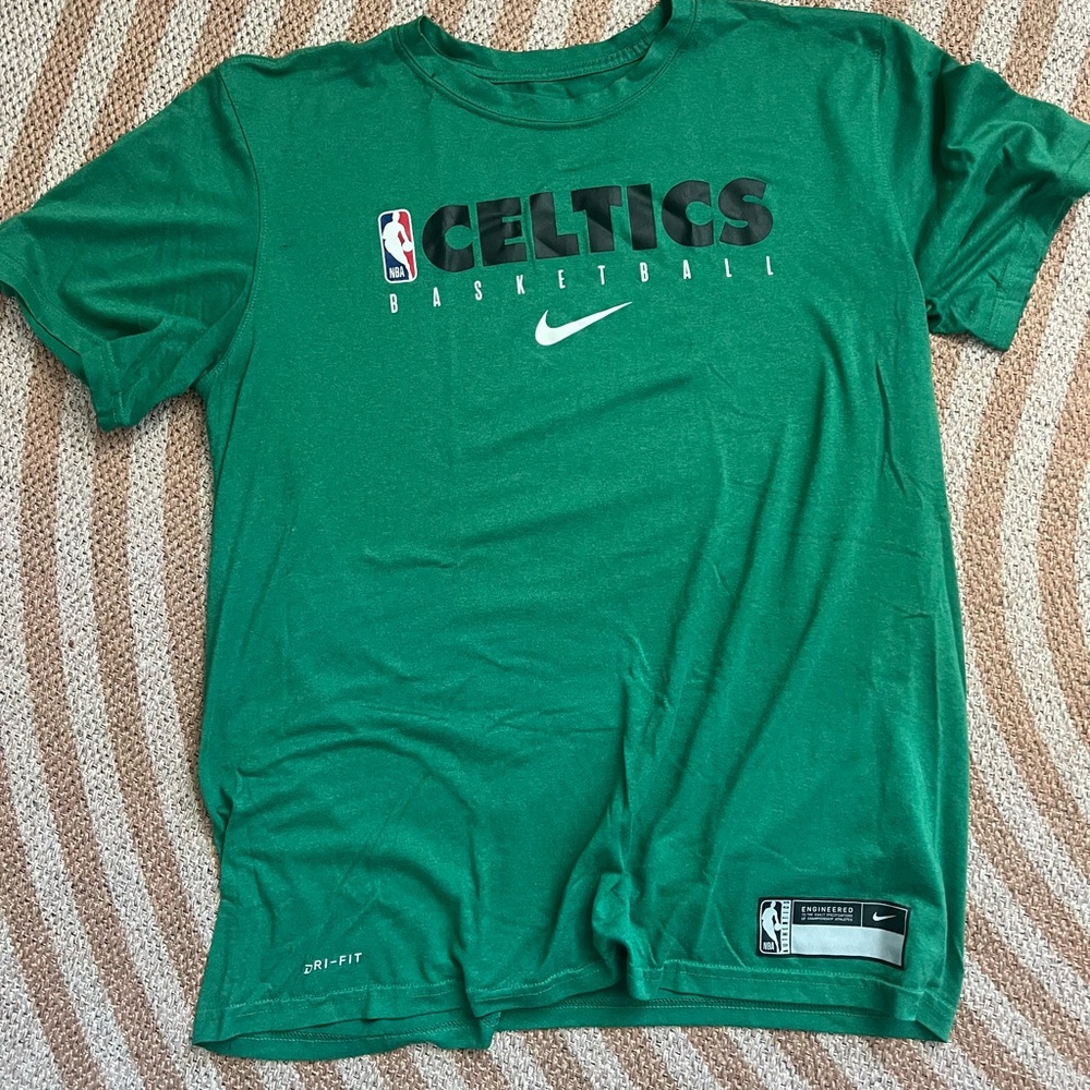 Nike Celtics dri-fit Green T-Shirt